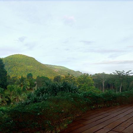 Nuyu Khaoyai Hotel Pong Talong Bagian luar foto